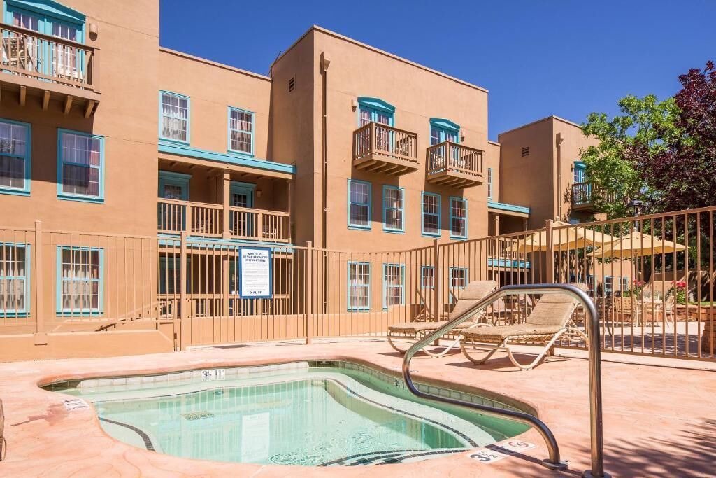 Photo of Outdoor in Northeast Santa Fe