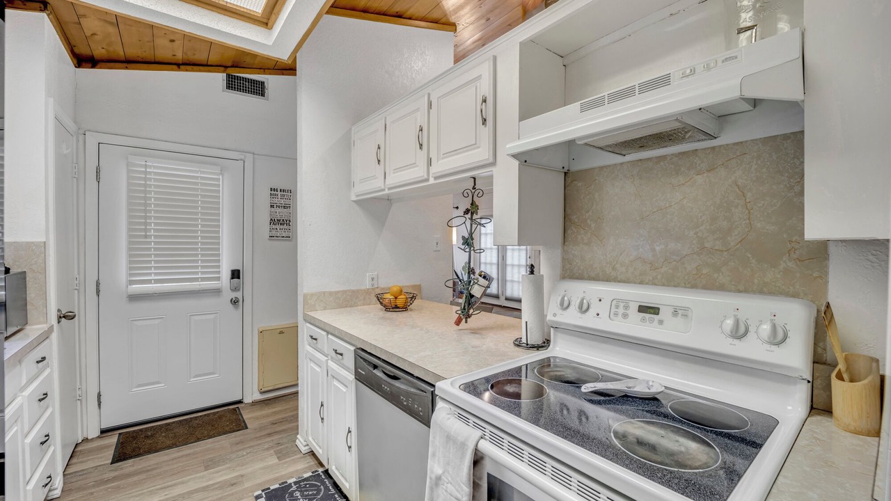 Photo of Kitchen in North Arlington