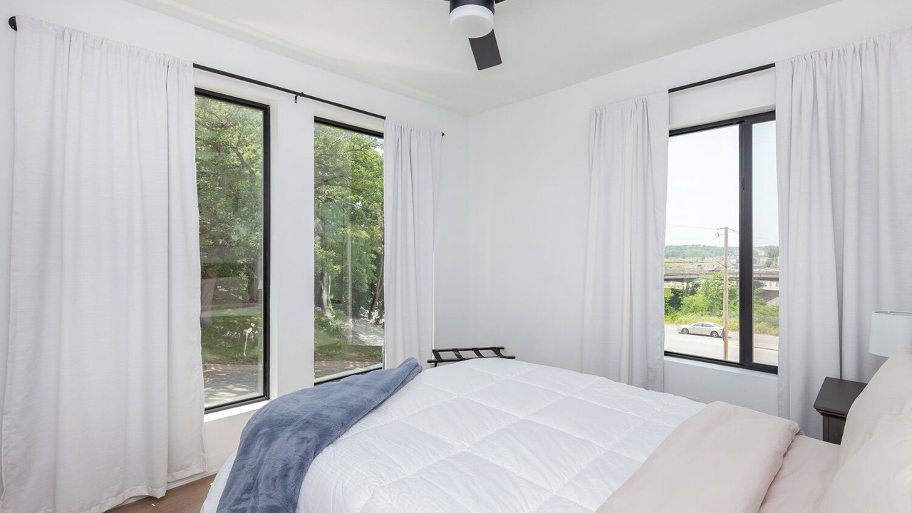 Photo of Bedroom in Des Moines