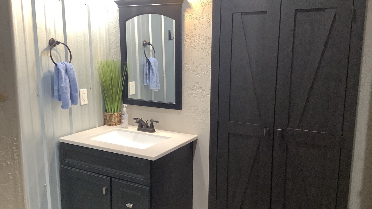 Photo of Bathroom in Gage