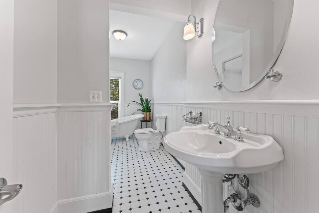 Photo of Bathroom in Chelan