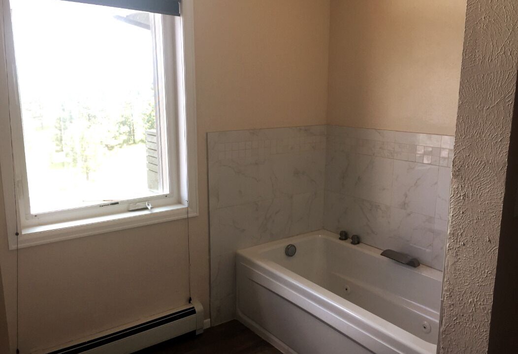 Photo of Bathroom in Golden