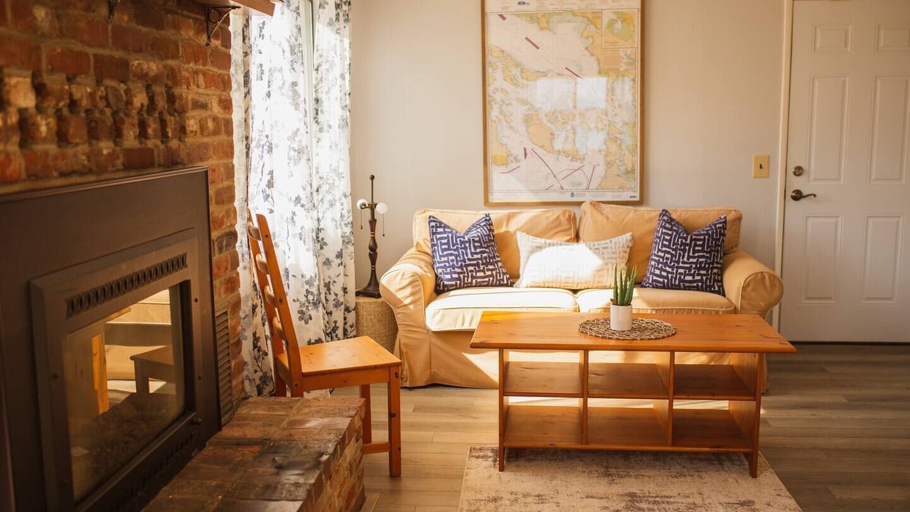 Photo of Livingroom in Lummi Island