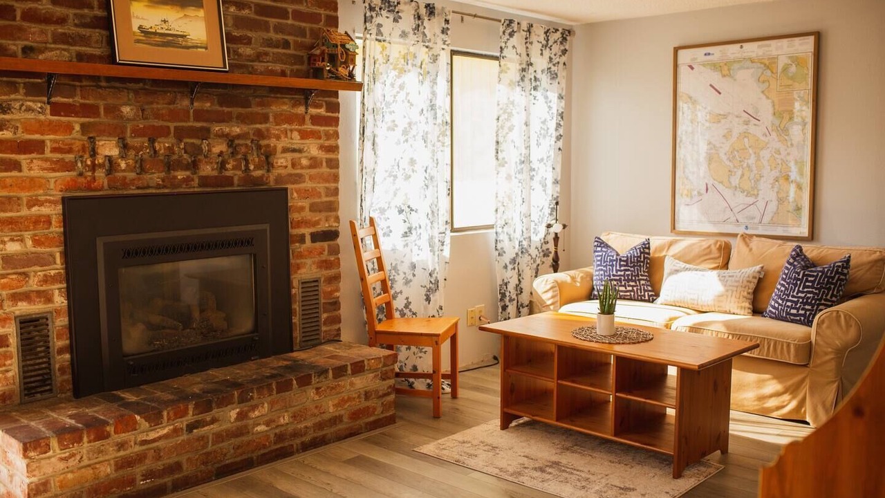 Photo of Livingroom in Lummi Island