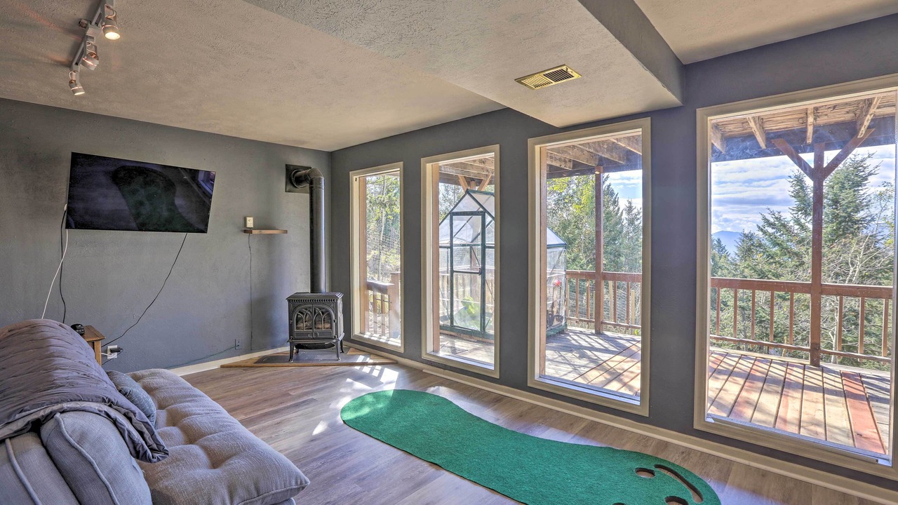 Photo of Livingroom in Conifer Mountain and Meadows