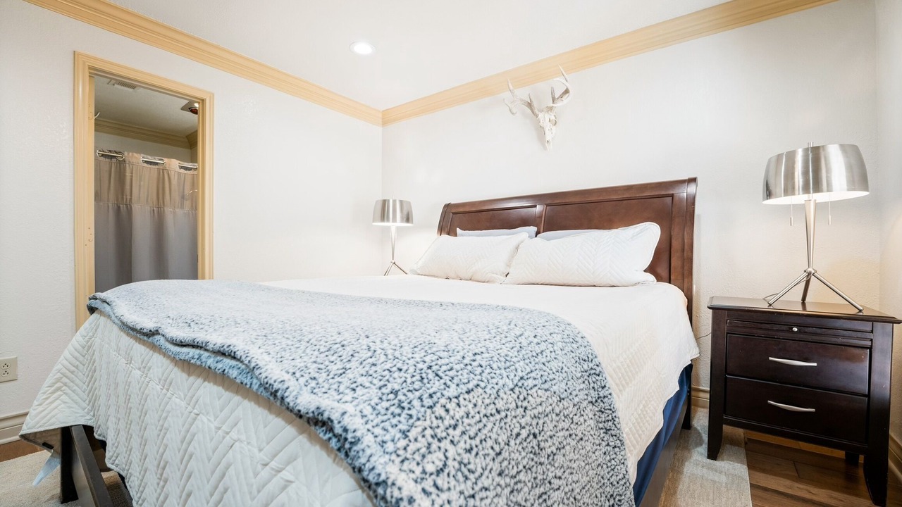 Photo of Bedroom in Raintree