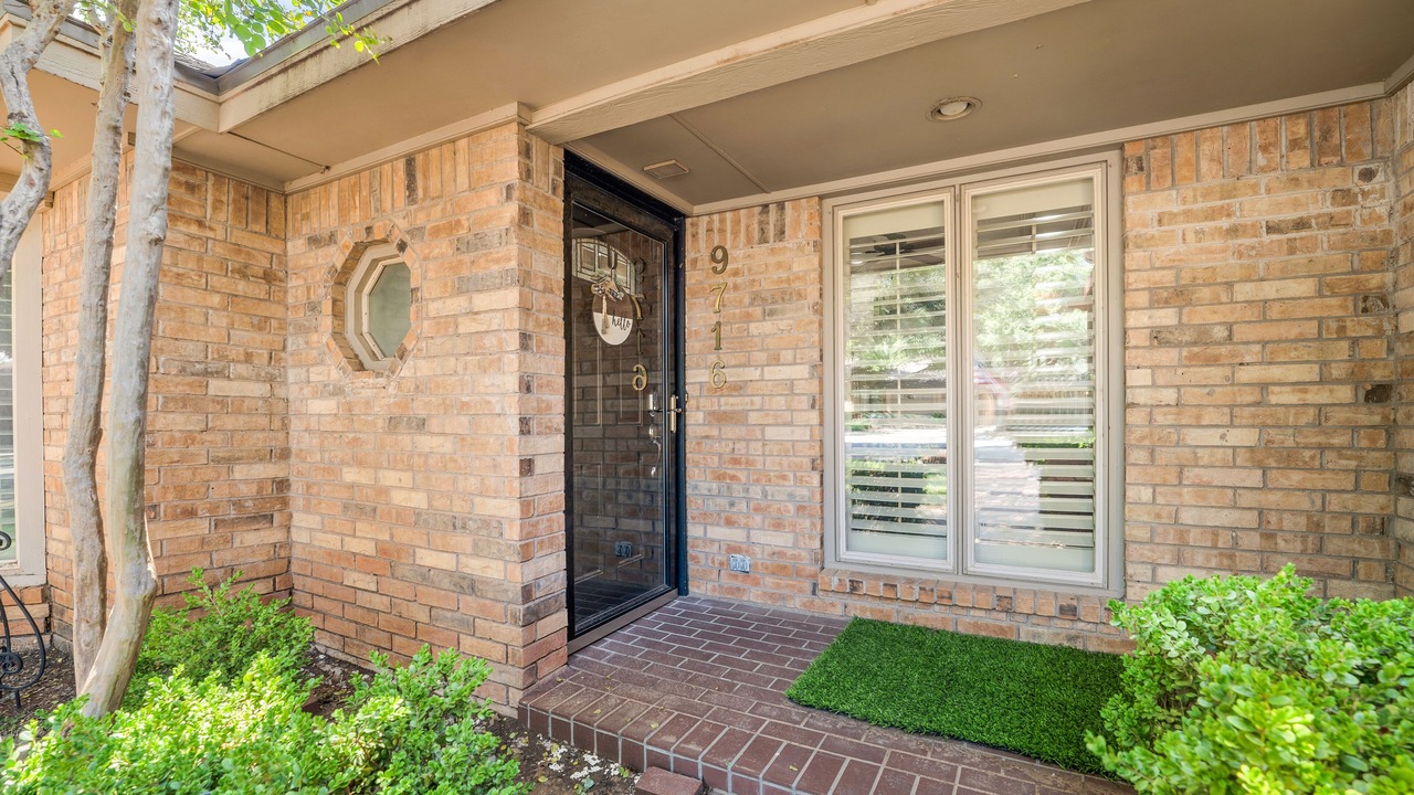 Photo of Outdoor in Raintree