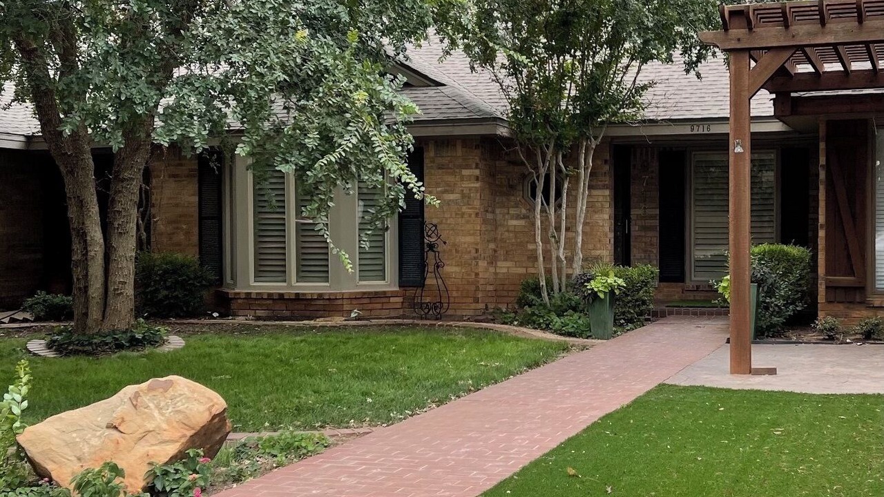 Photo of Outdoor in Raintree