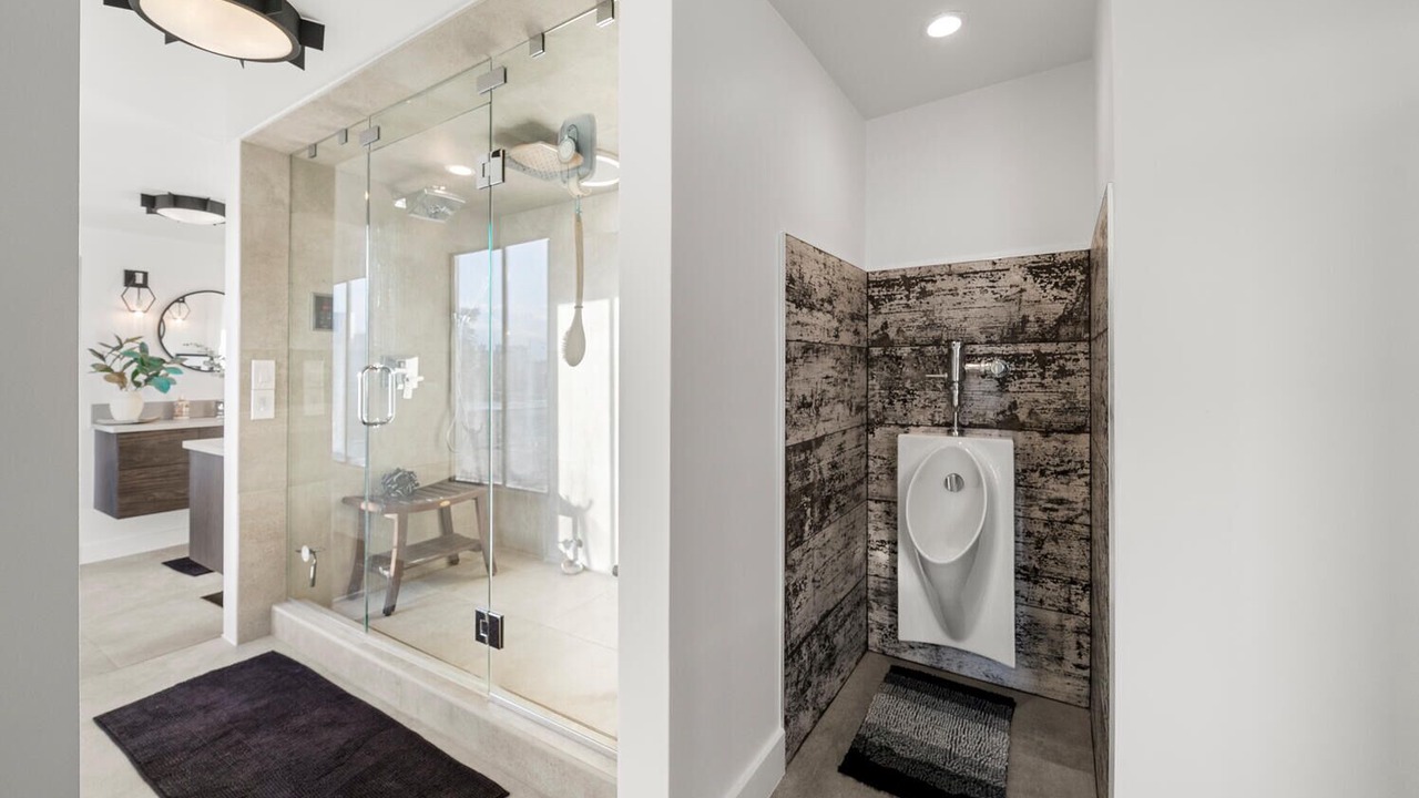 Photo of Bathroom in Speer
