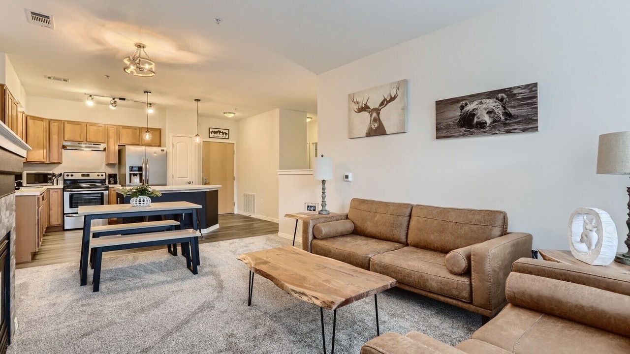 Photo of Livingroom in Lone Tree