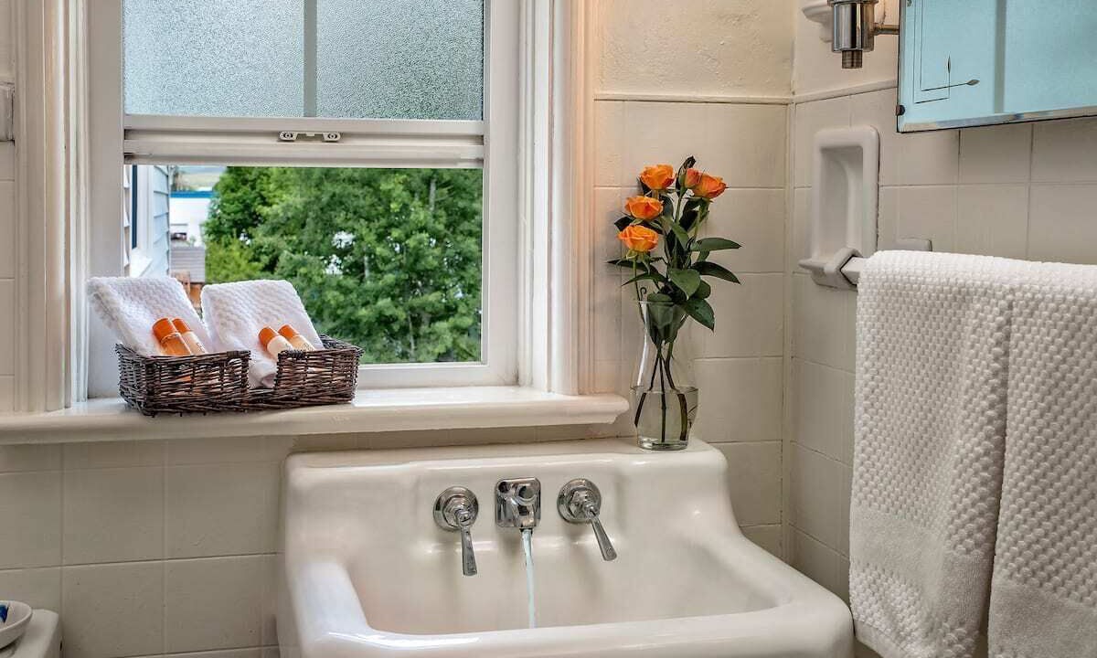 Photo of Bathroom in Baker City