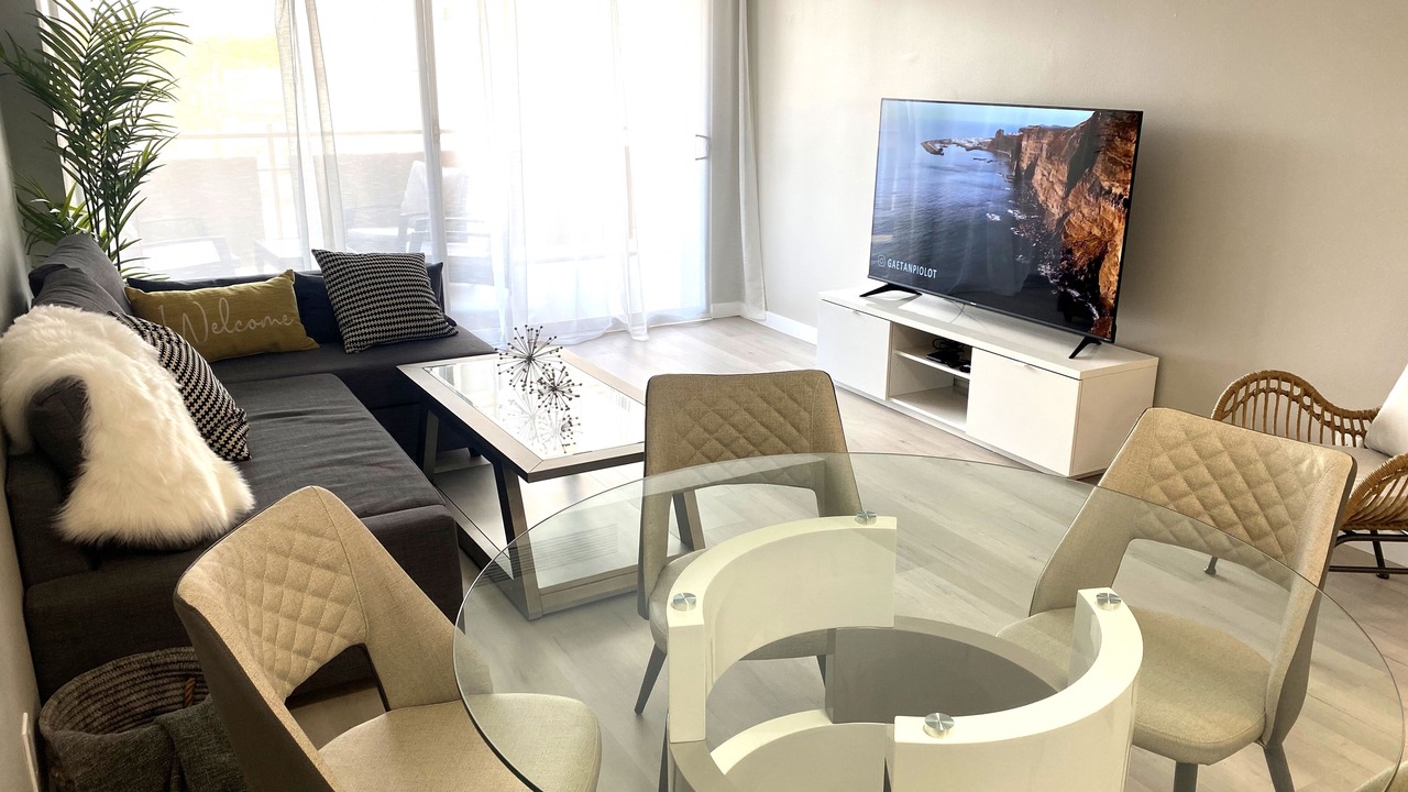 Photo of Livingroom in Hale