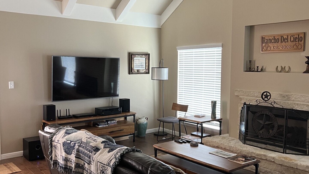 Photo of Livingroom in Granbury