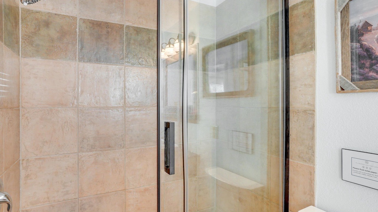 Photo of Bathroom in Era