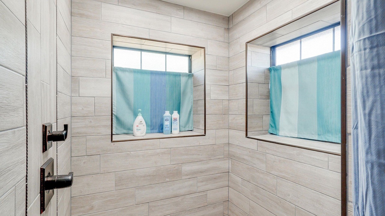 Photo of Bathroom in Era