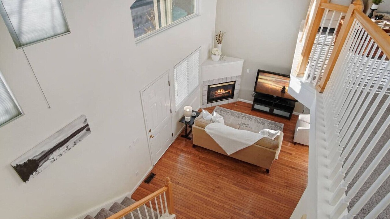 Photo of Livingroom in Golden