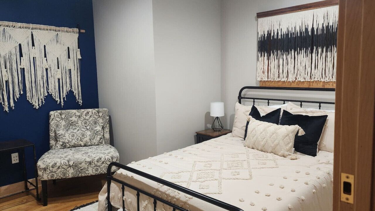 Photo of Bedroom in Downtown Lincoln
