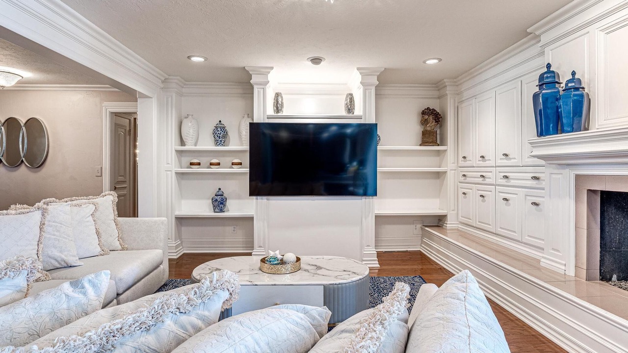 Photo of Livingroom in Central Oklahoma City