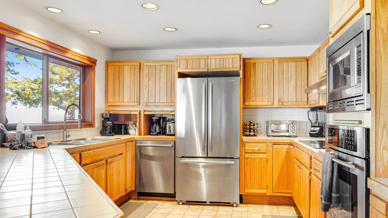 Photo of Kitchen in Eastsound