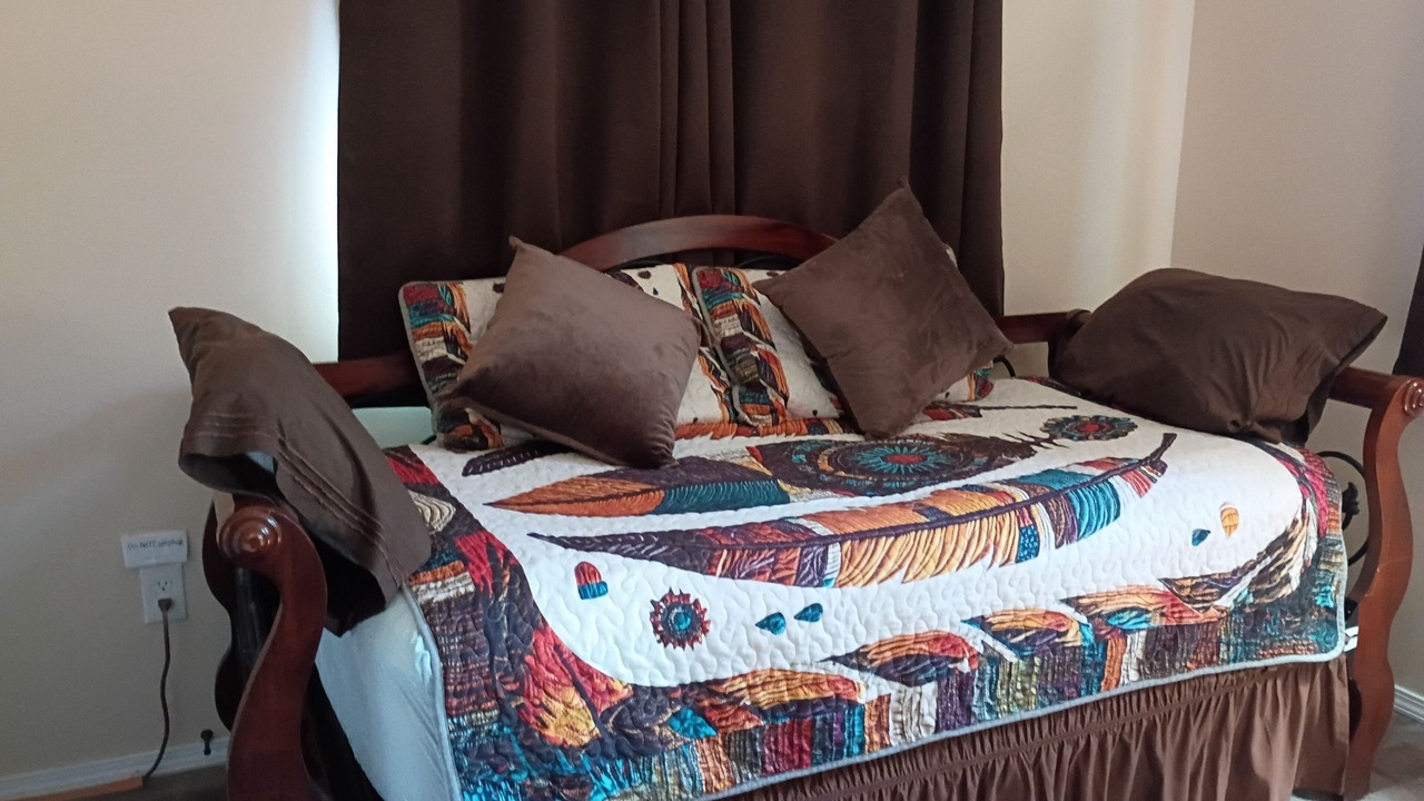 Photo of Bedroom in Mountainair