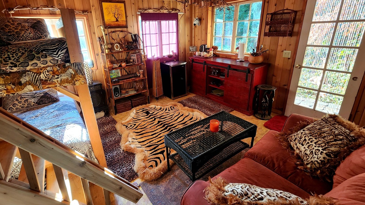 Photo of Livingroom in Eatonville