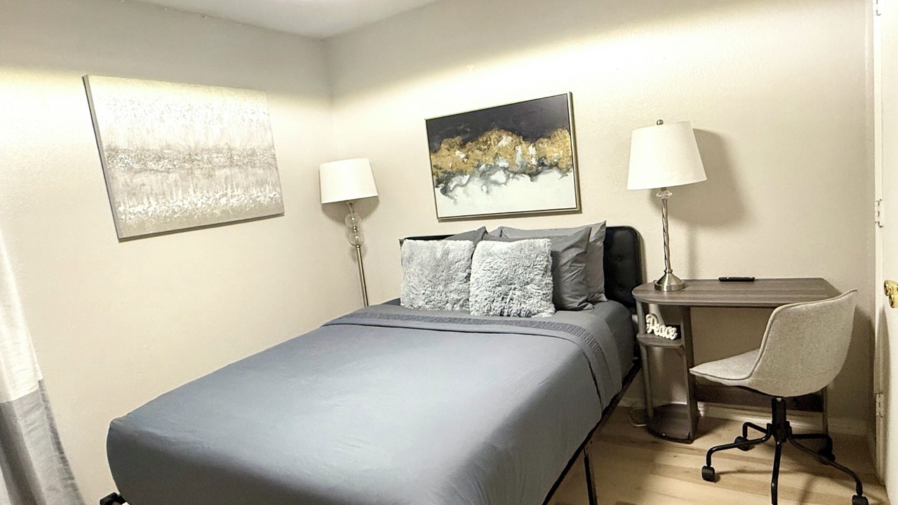 Photo of Bedroom in South Arlington