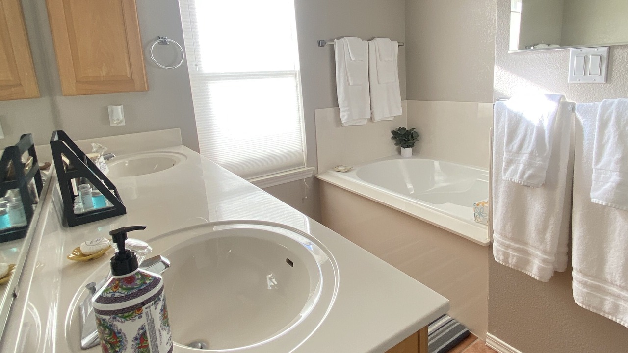 Photo of Bathroom in Northeast Heights