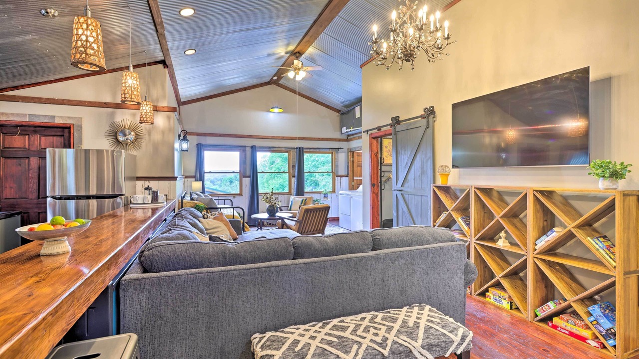 Photo of Livingroom in Fremont County