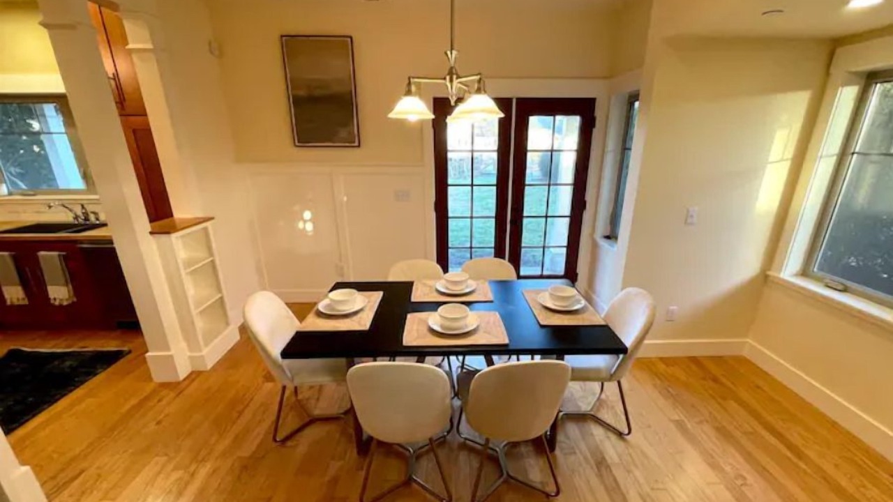 Photo of Bedroom in Eureka