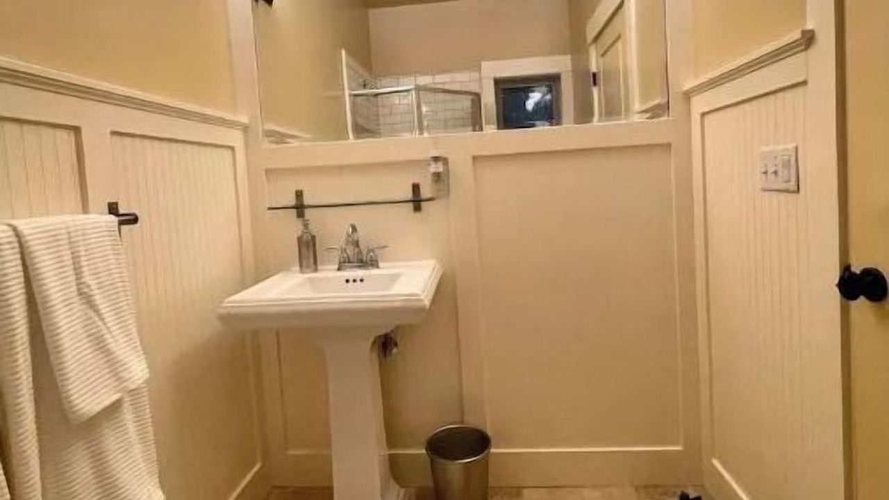 Photo of Bathroom in Eureka