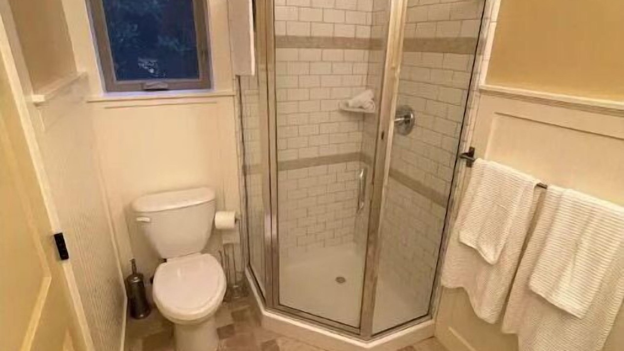 Photo of Bathroom in Eureka