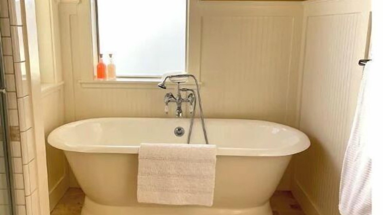 Photo of Bathroom in Eureka