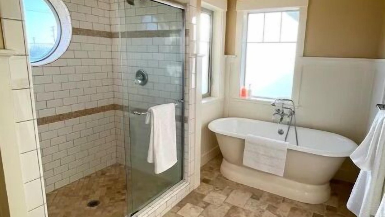 Photo of Bathroom in Eureka