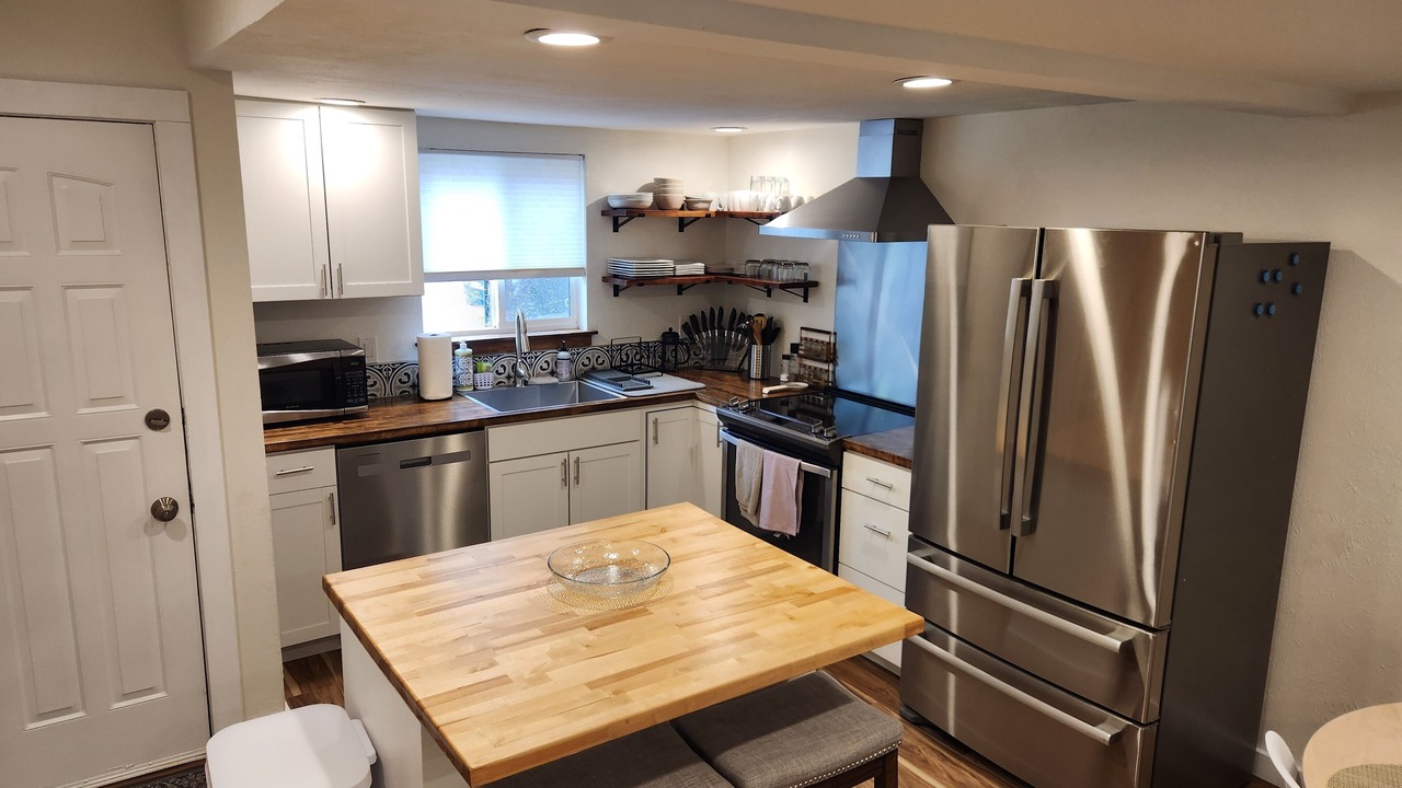 Photo of Kitchen in Glenwood Grove - North Iris