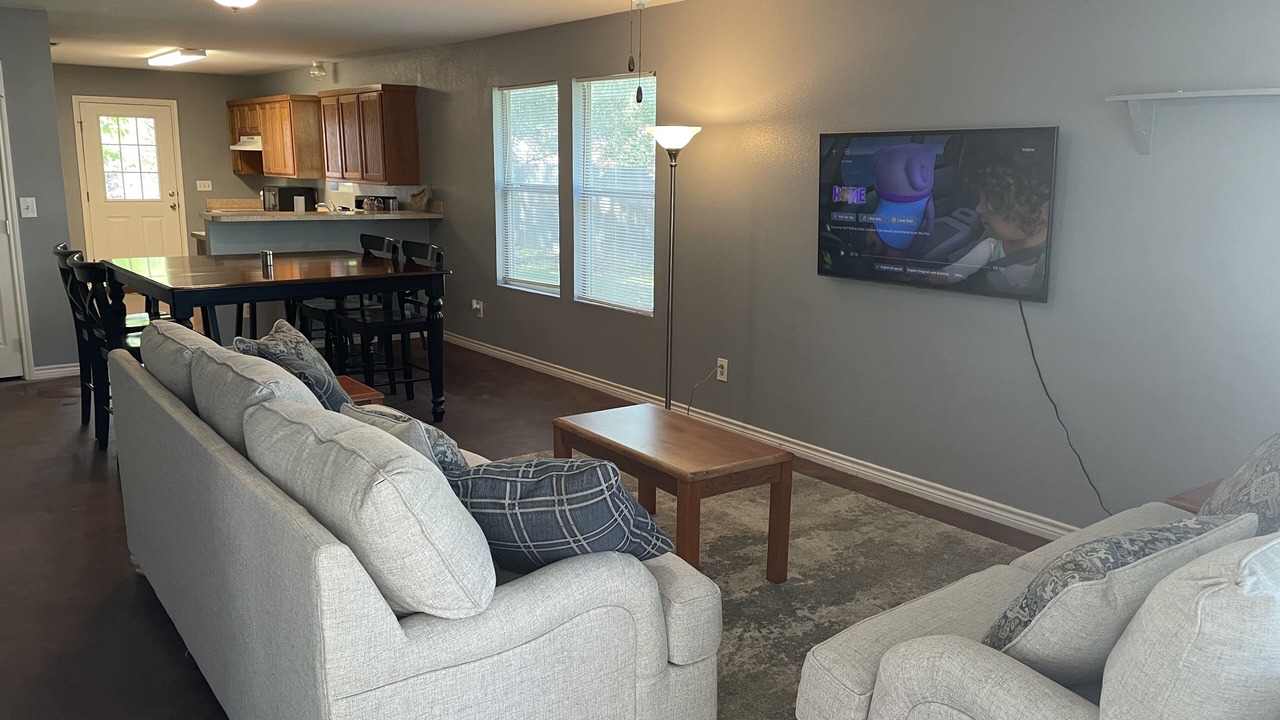 Photo of Livingroom in Stephenville