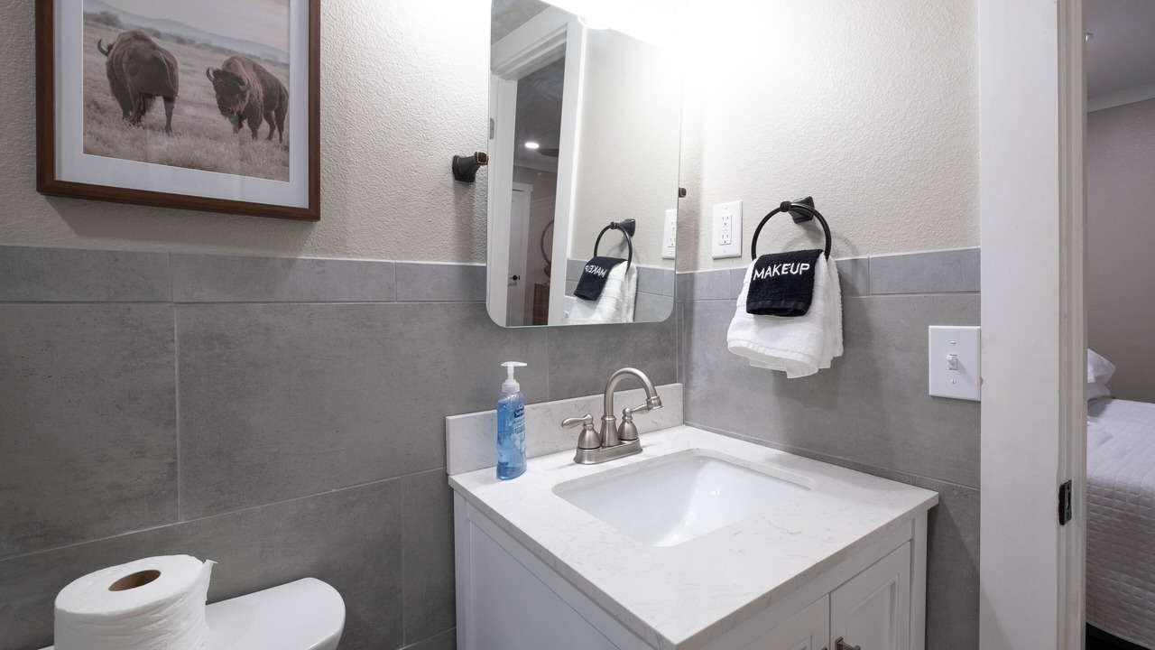Photo of Bathroom in Canyon