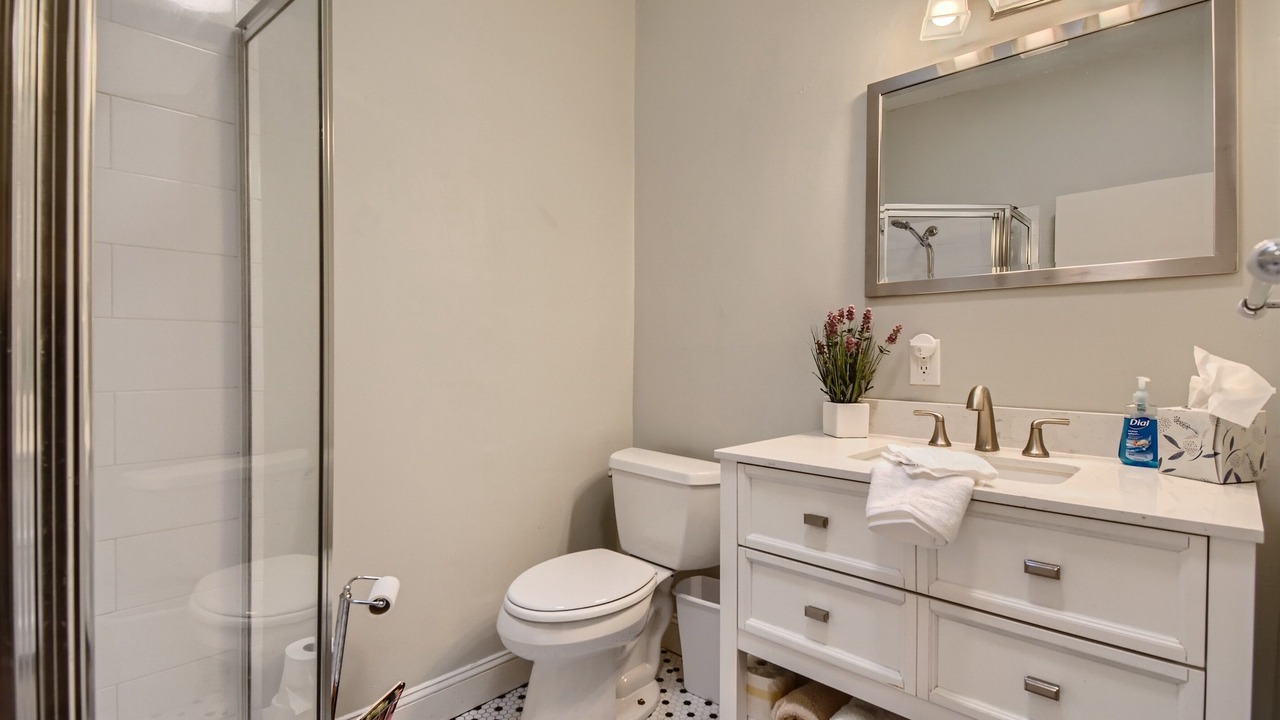 Photo of Bathroom in South Park Hill