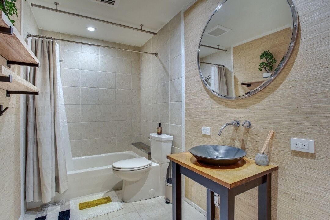 Photo of Bathroom in Wynnewood North