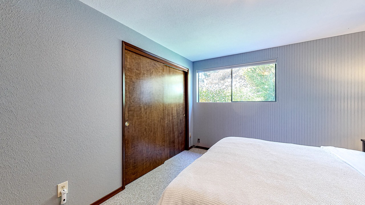 Photo of Bedroom in Greenbank