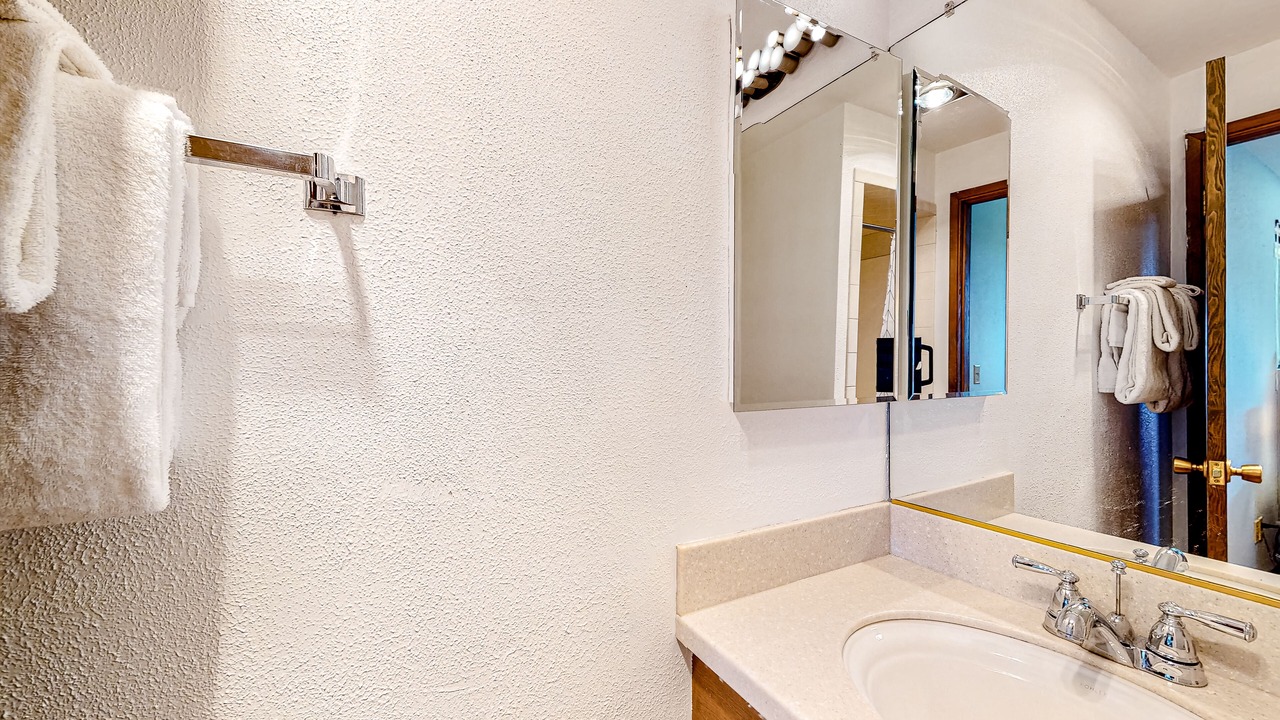 Photo of Bathroom in Greenbank