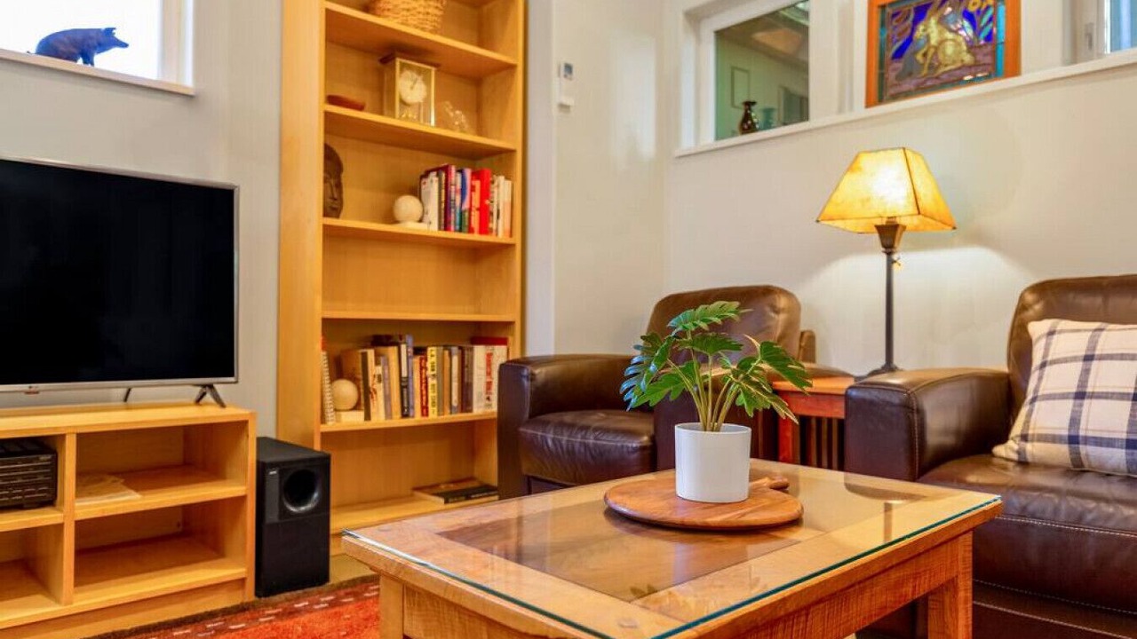 Photo of Livingroom in Columbia City