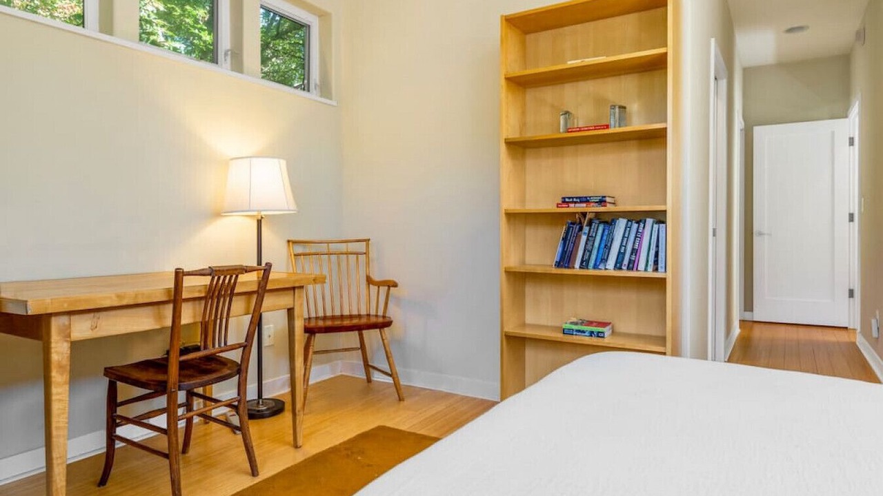 Photo of Bedroom in Columbia City