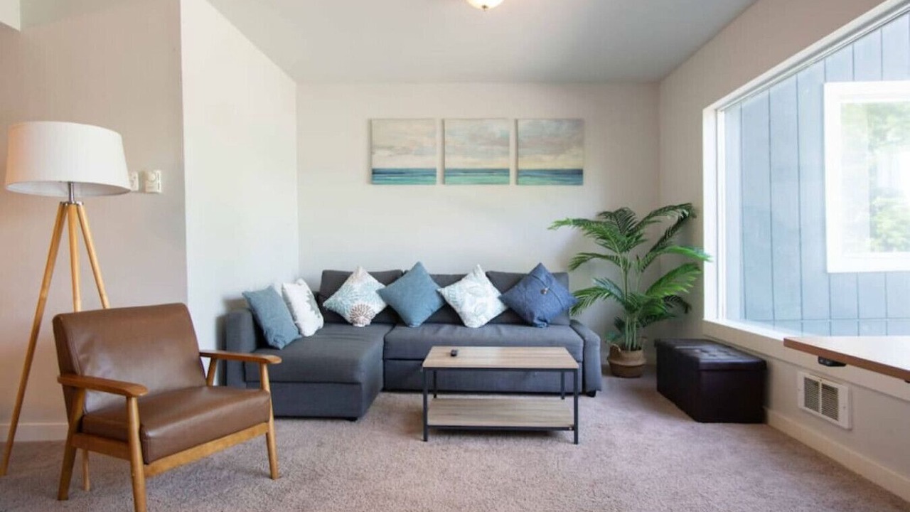 Photo of Livingroom in Rainier Valley
