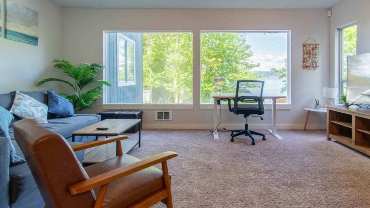 Photo of Livingroom in Rainier Valley