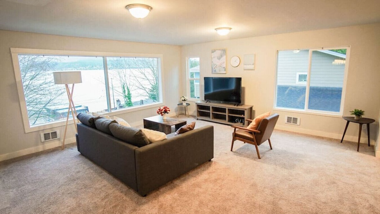 Photo of Livingroom in Rainier Valley