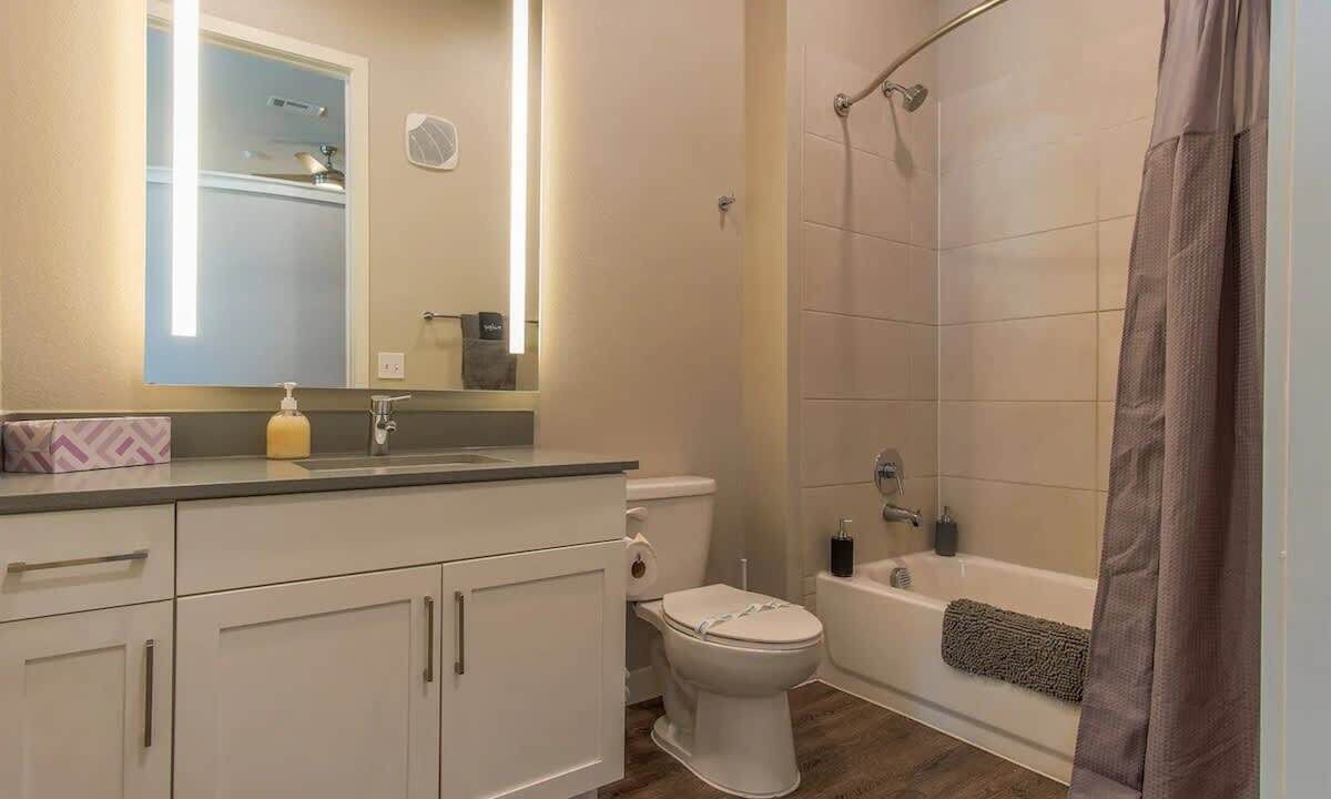 Photo of Bathroom in Allen
