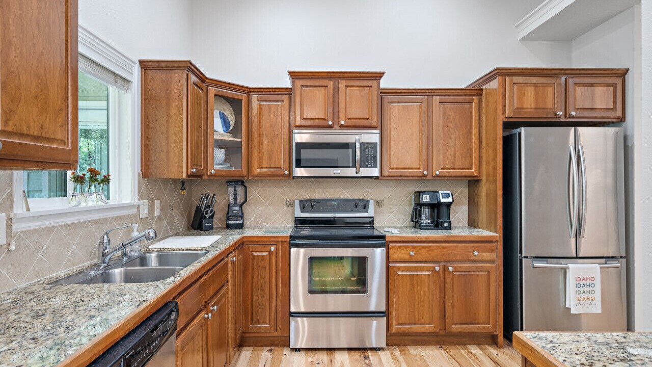 Photo of Kitchen in Garden City