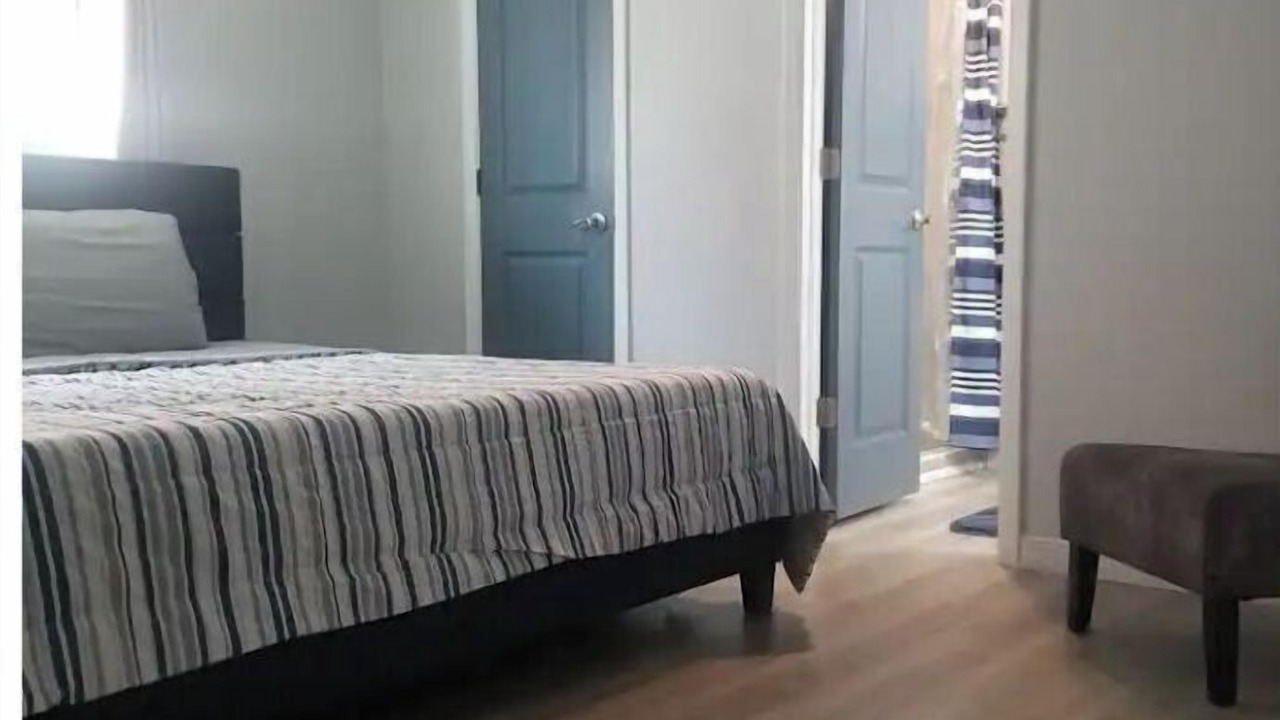 Photo of Bedroom in Biggs Field