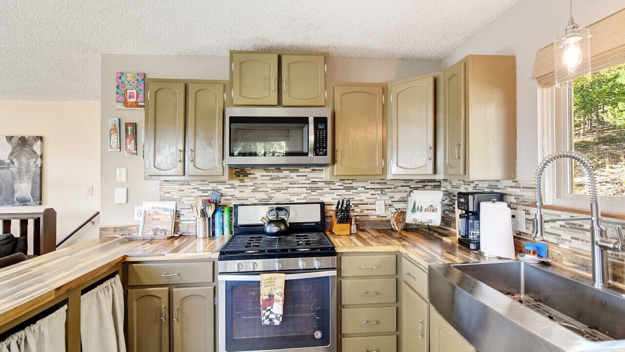 Photo of Kitchen in Shadow Mountain