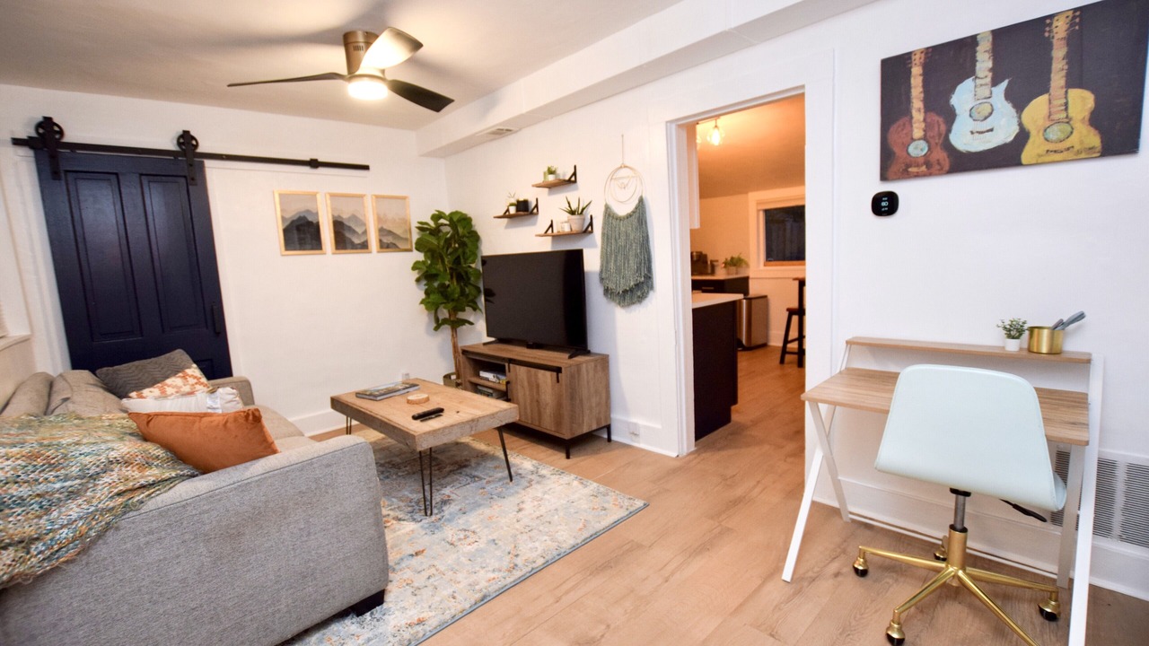 Photo of Livingroom in Berkeley